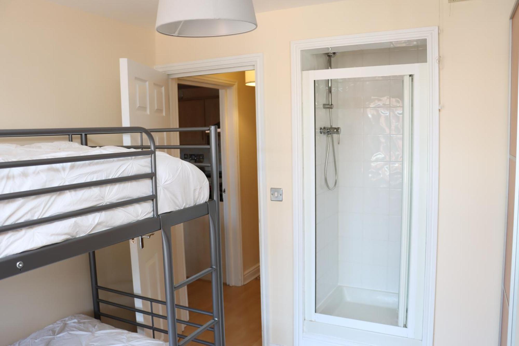 Scandinavian City Centre Apartment Worcester Exterior photo