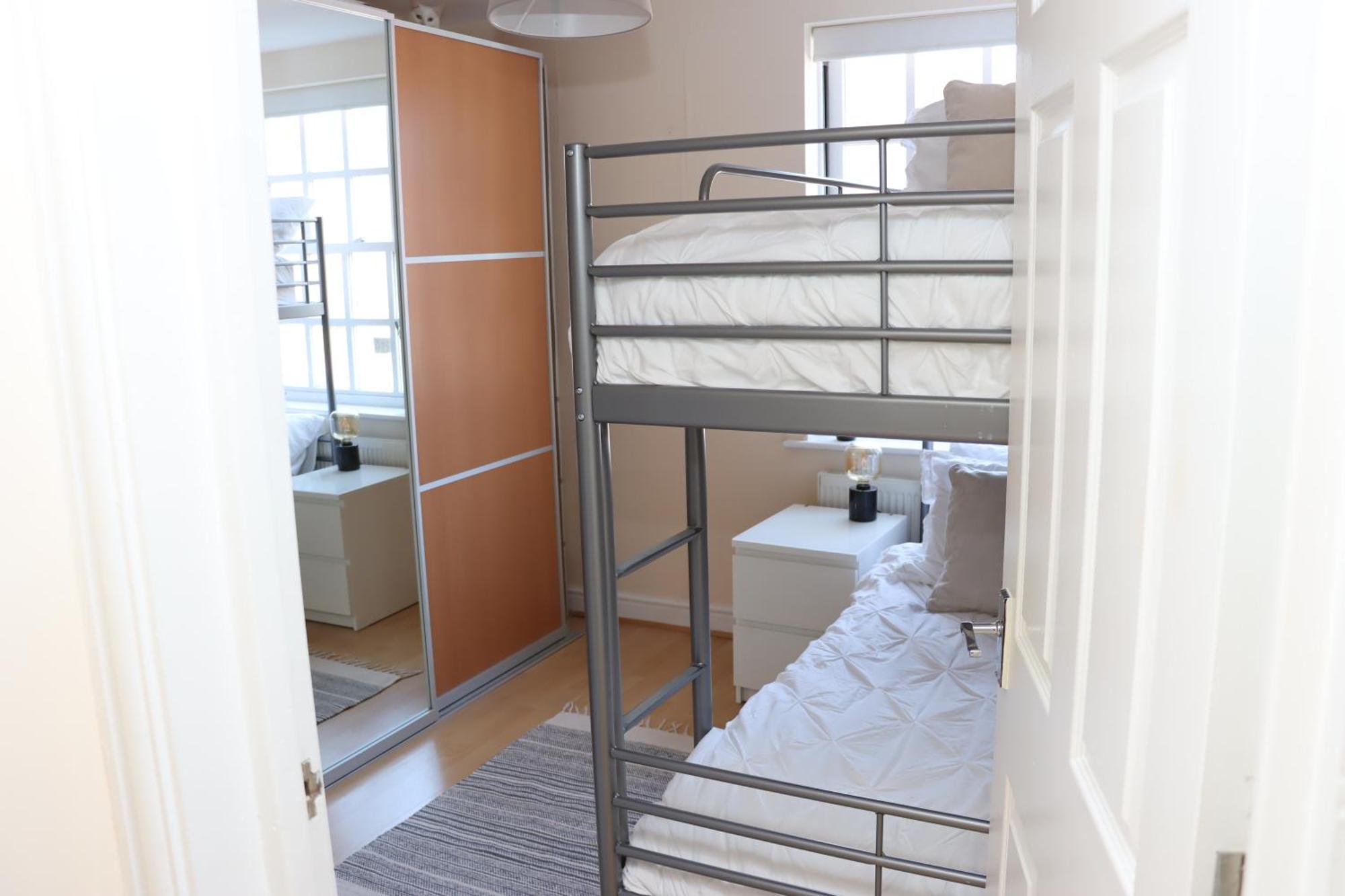 Scandinavian City Centre Apartment Worcester Exterior photo