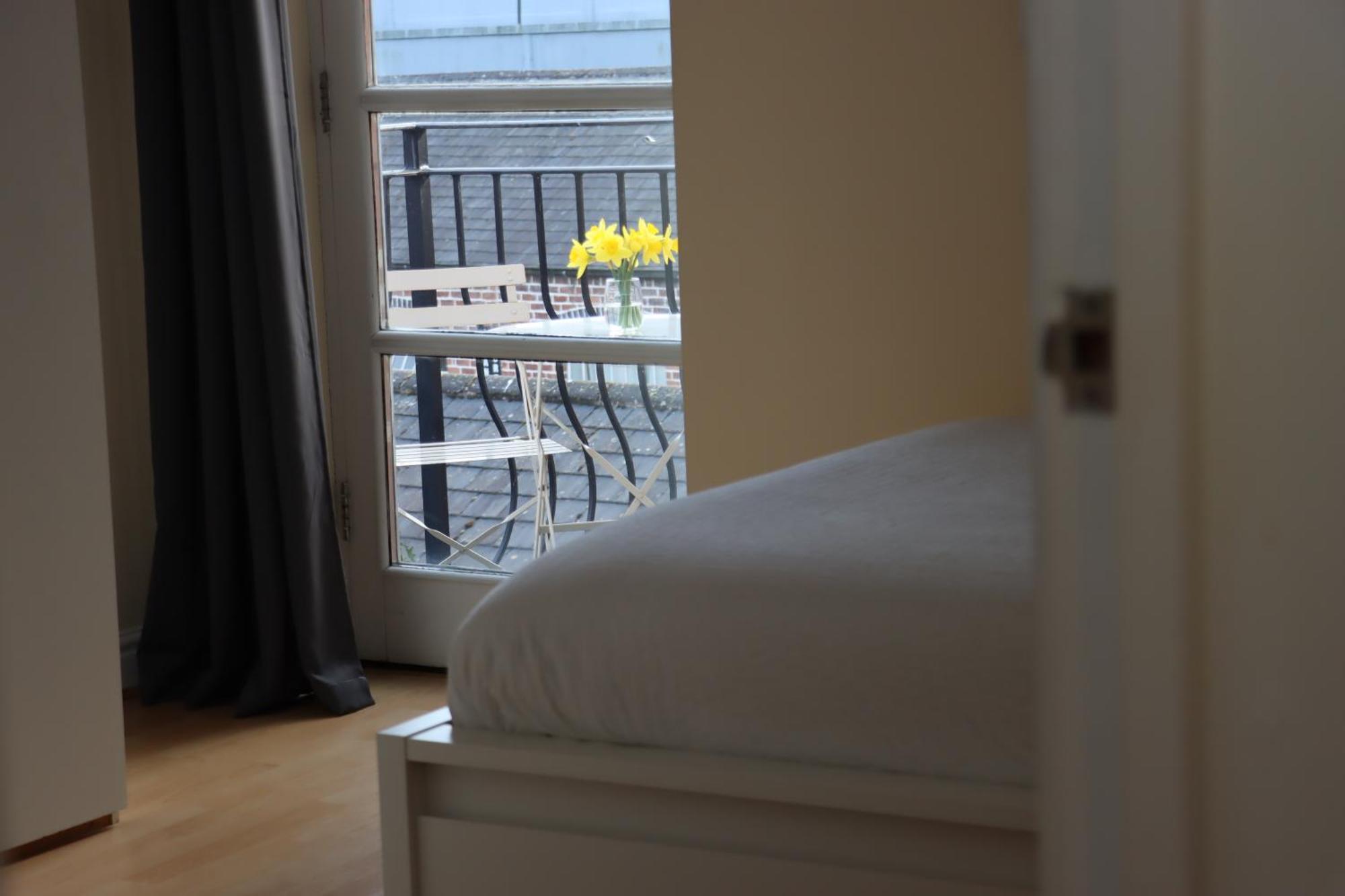 Scandinavian City Centre Apartment Worcester Exterior photo