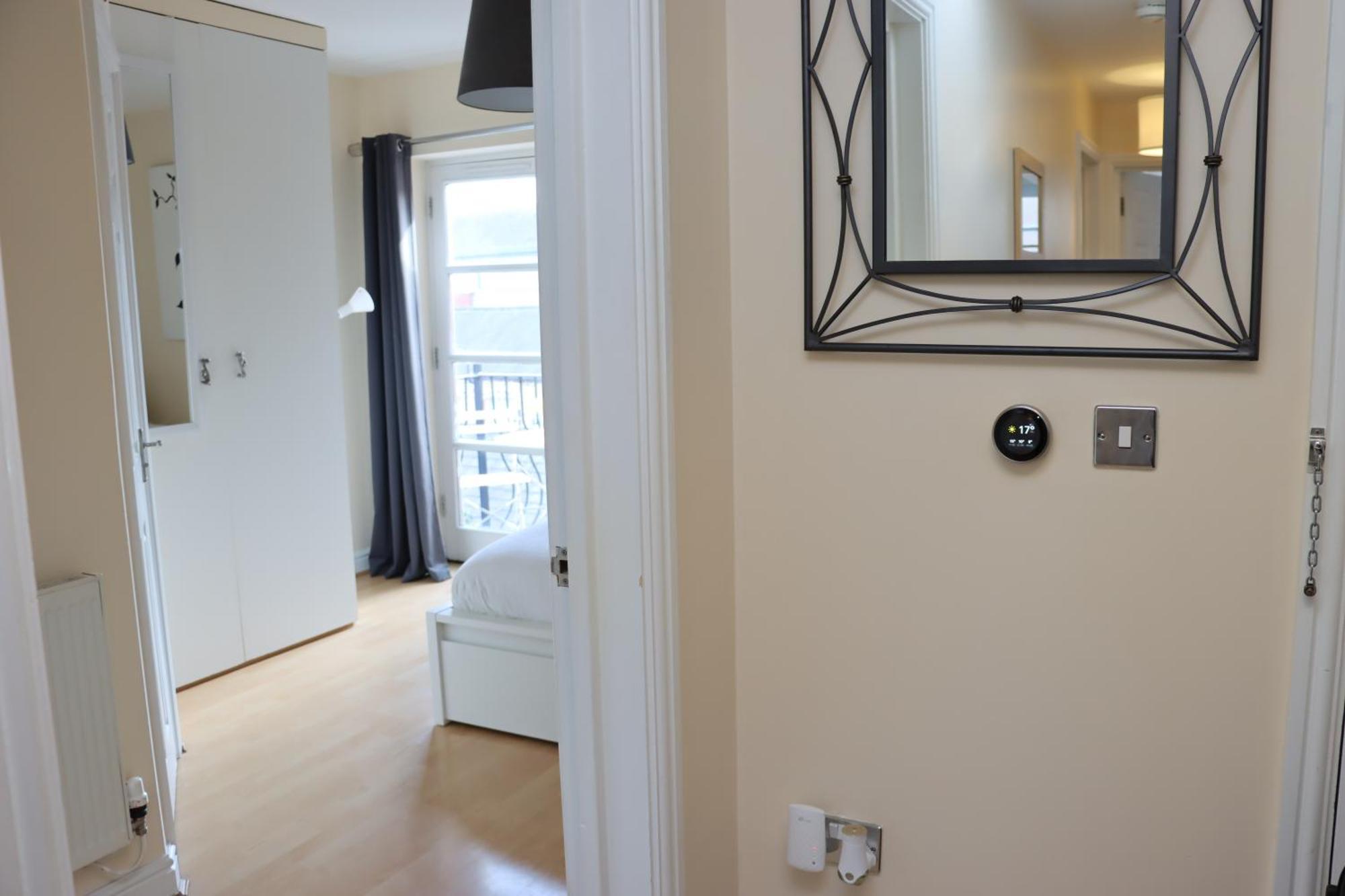 Scandinavian City Centre Apartment Worcester Exterior photo
